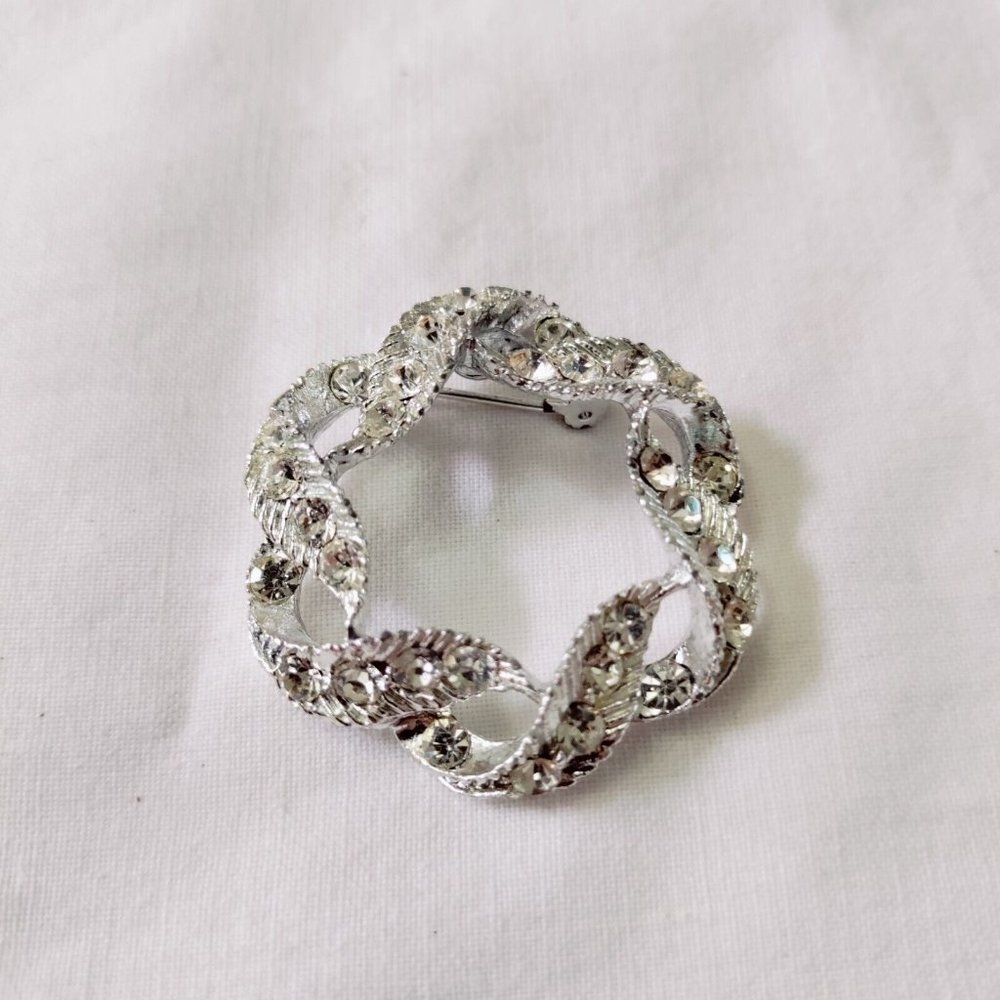 2/$20 Vintage Silver Tone Clear Rhinestone Wreath Brooch Pin Round Circle